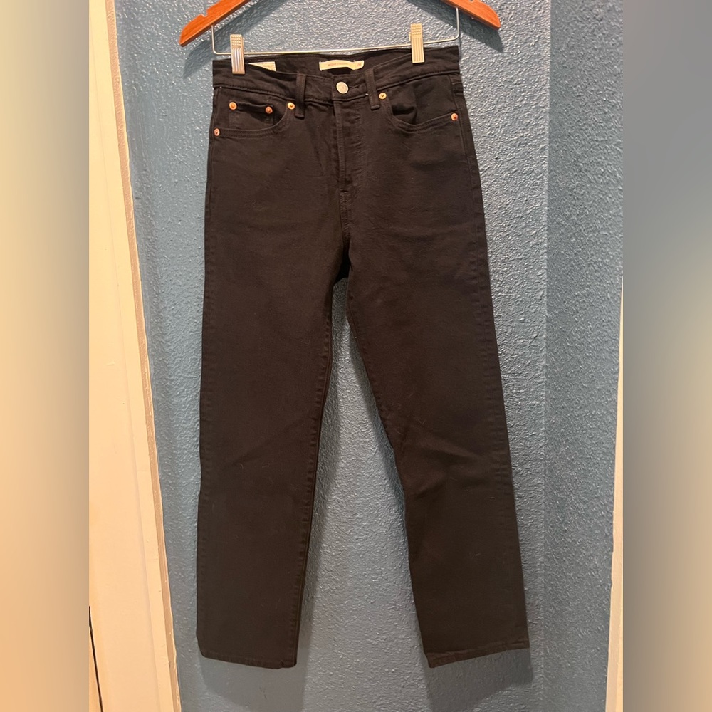 Levi’s Premium Wedgie Fit Straight Black size 26